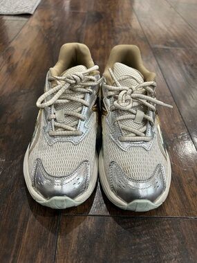 Puma Kids Mesh Sneakers - Beige with Silver Accents